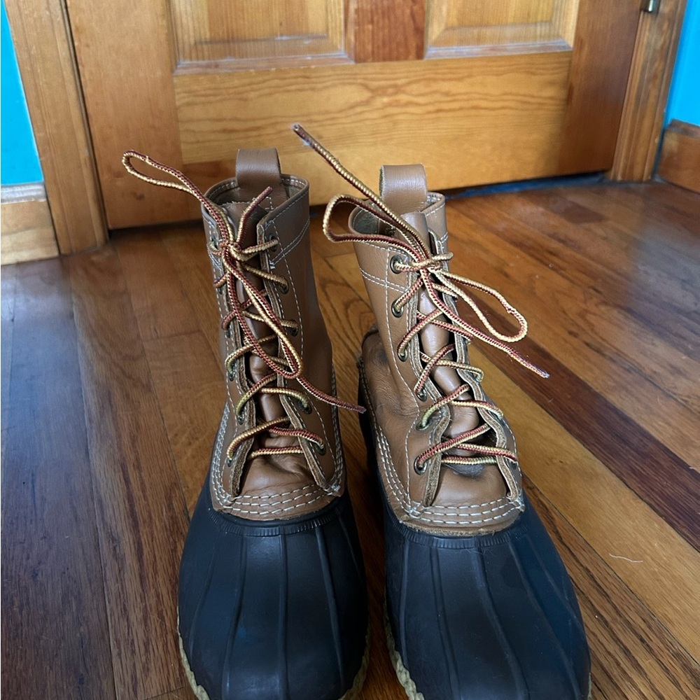 Size 9 Women’s L.L. Bean Boots